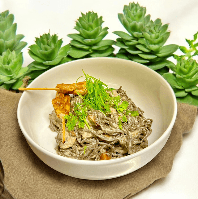 Soba à la crème coco-champignons bruns