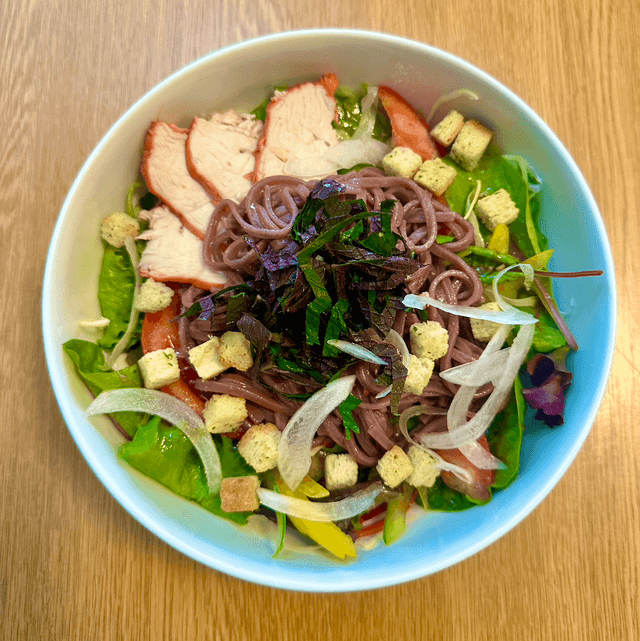 Salade nouille de riz complet &amp; poulet Char siu